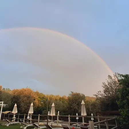 Landhaus E Glamping Serraiola Alta