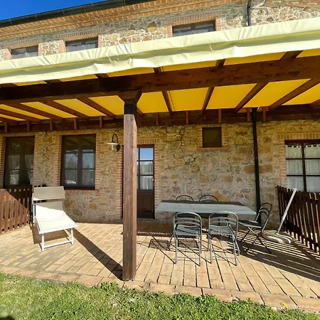 Landhaus E Glamping Serraiola Alta Monterotondo (Tuscany)