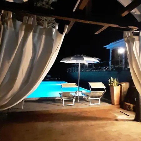 Landhaus E Glamping Serraiola Alta Monterotondo (Tuscany)