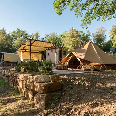 E Glamping Serraiola Alta Landhaus