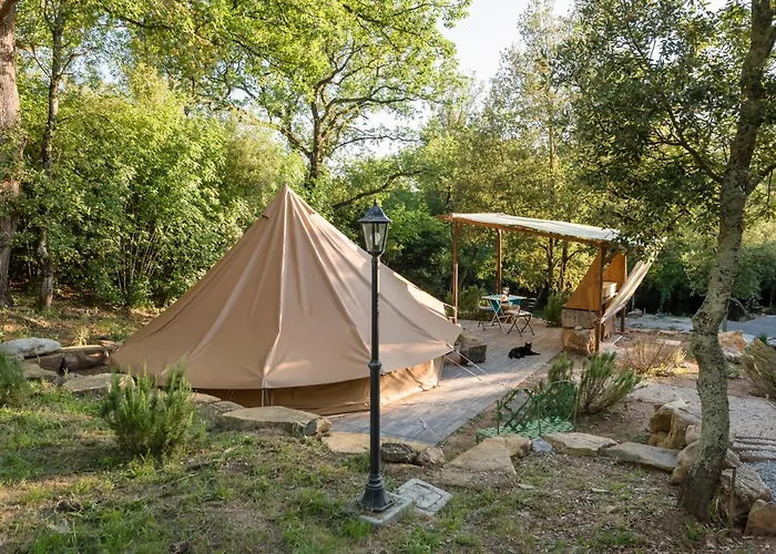E Glamping Serraiola Alta Venkovský dům *