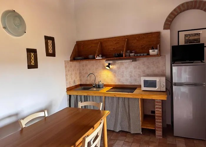 E Glamping Serraiola Alta Venkovský dům